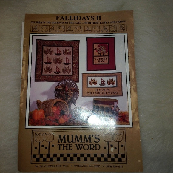 PATTERN Mumm's The Word Fallidays II Quilted Seasonal Banner Wall hanging - Picture 1 of 4